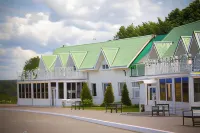 X-Land Отели рядом с достопримечательностью «Парк Андрейка»