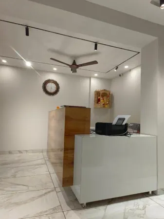 Goroomgo Janata Inn Gujarat Отели в г. Вапи