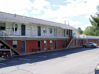 Sunset Inn Hotels in Stockbridge