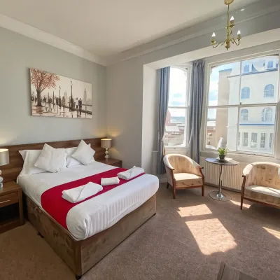 The Broadway Hotel Hotels near Llandudno Railway Station