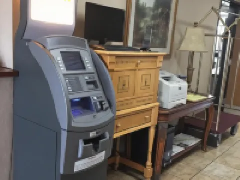 Super 8 by Wyndham Cuba Hotels in Cuba