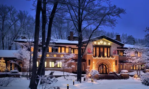 Hotel la Neige Higashikan