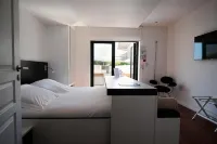 Le Grand Hotel de la Plage Hotels in Biscarrosse