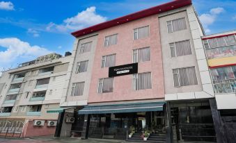 Super Townhouse Bani Park Formerly Aroma Residency