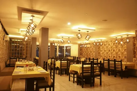 Hotel Ganga Aatitheyam