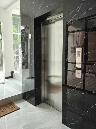 Kawa Living Отели в г. Gubeng