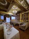 Golden Hotel