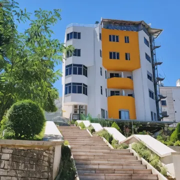 Alvero Hotel