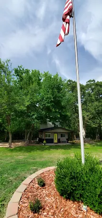 Cozy Retreat Surrounded by Nature