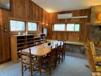 Closest Cabin to Old Rag & Steps to White Oak Canyon; 2 ponds w/ private creek Hotels in Robertson