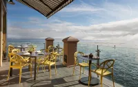 Monterey Plaza Hotel and Spa - breakfast