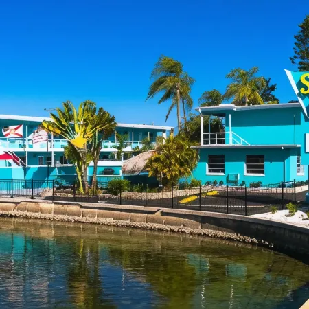 Sea Jay Motel and Marina