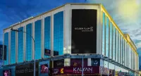Golden Tulip Headington Hotels in Bandar Jissah