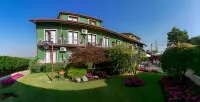 Hotel Lombiña - parking