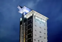 Luxury Hotel