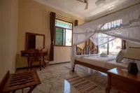 Sunny Palms Beach Bungalows Hotels in Kati