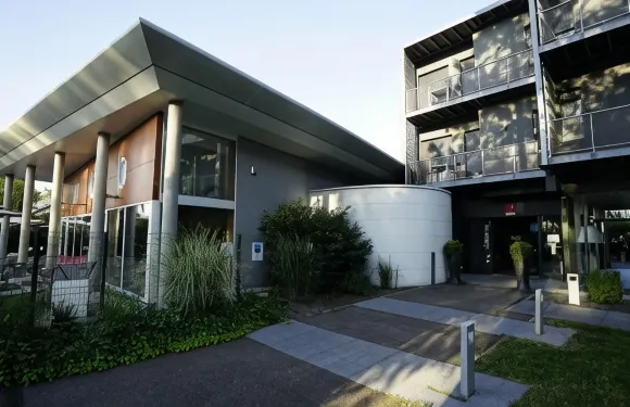 裏來斯德威茨酒店