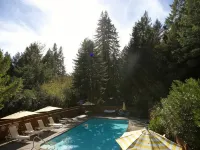 The Occidental Lodge Hotels in Occidental