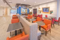 Holiday Inn Express & Suites INDIANAPOLIS NW - ZIONSVILLE by IHG Hotels in Perry Township