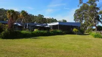 Orford Blue Waters Hotel Hotels near Maria Island Gateway