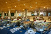 Hotel Sudu Araliya - Breakfast
