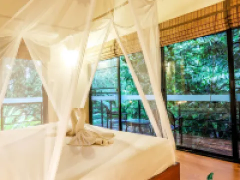 อนุรักษ์ คอมมูนิตี้ ลอดจ์ โรงแรมในอำเภอ พนม