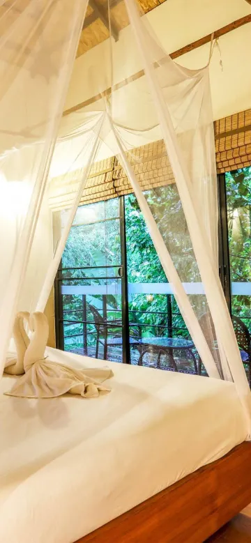 ห้องดีลักซ์ เตียงใหญ่ 1 เตียง