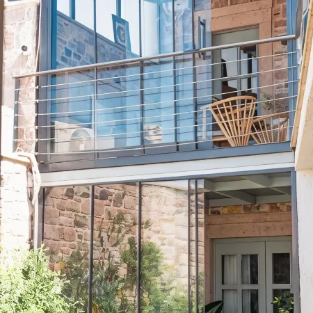 Qara Otel