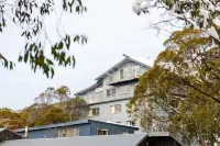 Attunga Alpine Lodge & Apartments