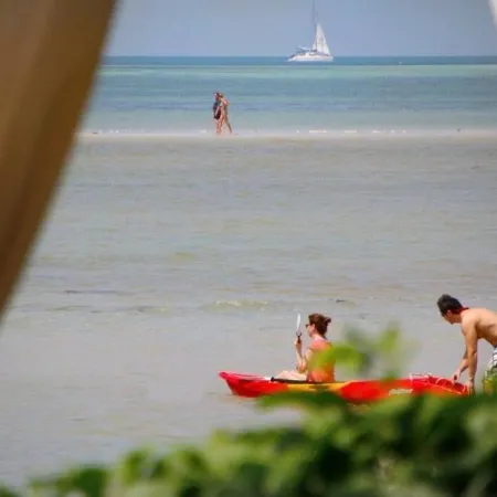 Summer Luxury Beach Resort & Spa