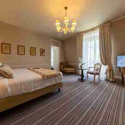 Pavillon Henri IV Rooms