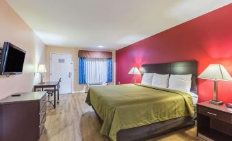 Quality Inn & Suites Bridge City Orange