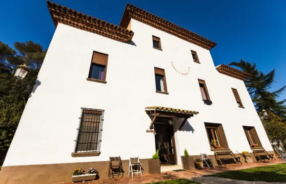 拉馬賈塔爾託內多爾酒店