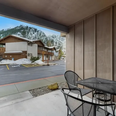 Icicle Village Resort