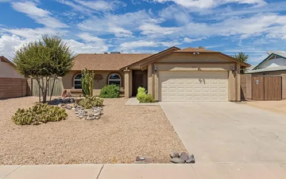 Desert Escape with Private Heated Pool & Backyard