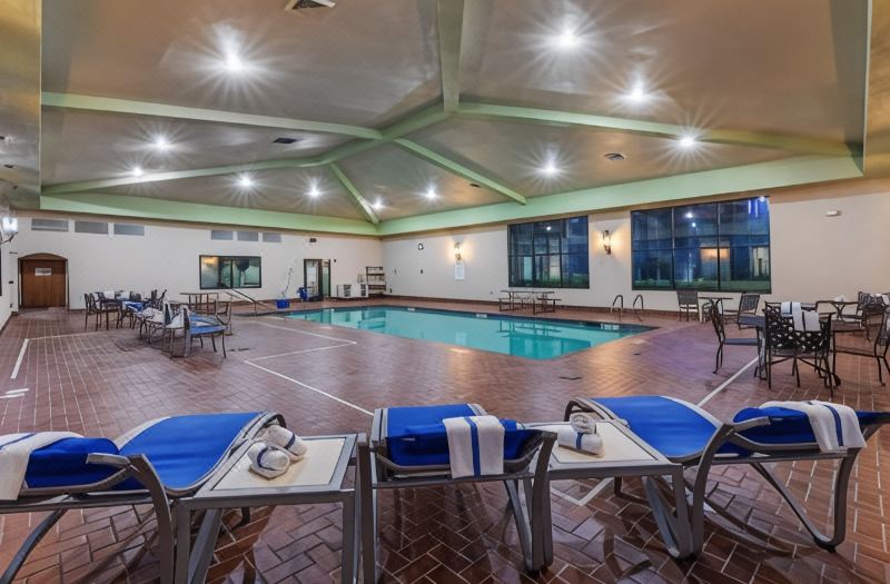 Holiday Inn Express & Suites Tulsa S Broken Arrow HWY 51 by IHG photo 5