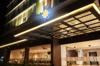 Lynn Hotel Serang - 2-Star