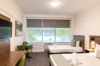 Salisbury Hotel Motel Hotel di Robertson