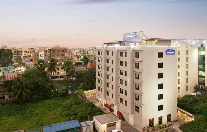 Howard Johnson by Wyndham Kolkata