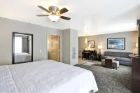 ホームウッド スイーツ バイ ヒルトン フェニックス テンピ ASU エリア のホテル