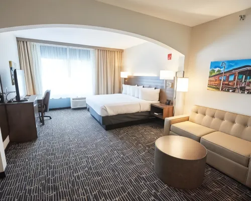 Gundersen Hotel & Suites Hotels in La Crosse