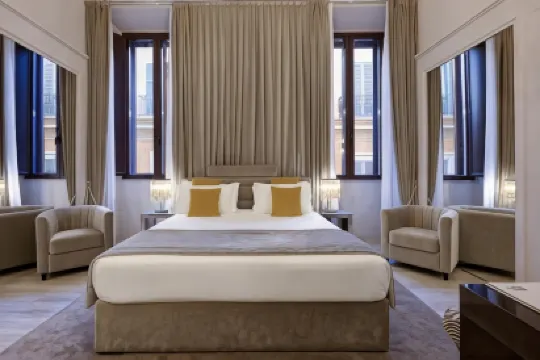 Terrace Pantheon Relais