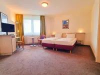TOP Panorama Inn Hotel Hamburg Hotels near Ojendorfer Park