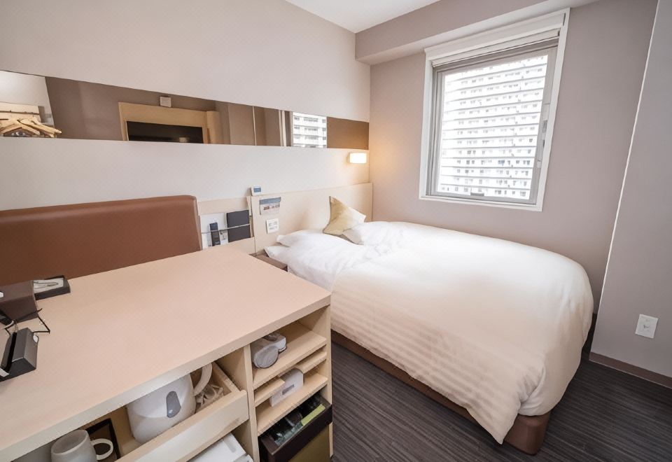 슈퍼 호텔 프리미어 무사시 코스기 객실 사진