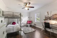 2BR/1BA Designer House in Decatur
