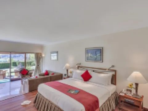 Club Mahindra White Meadows Manali Hotels in Naggar