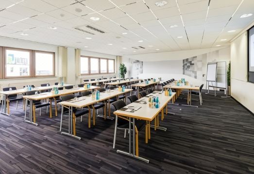 노비나 호텔 쥐드파크