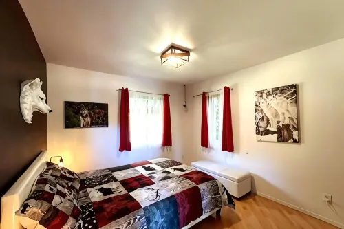 La Dolce Vita - Home Away from Home