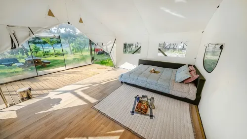 Seocheon Paintree Glamping Hotel di Kabupaten Seocheon
