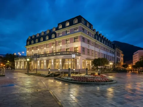 Hotel Kultúra Отели в г. 